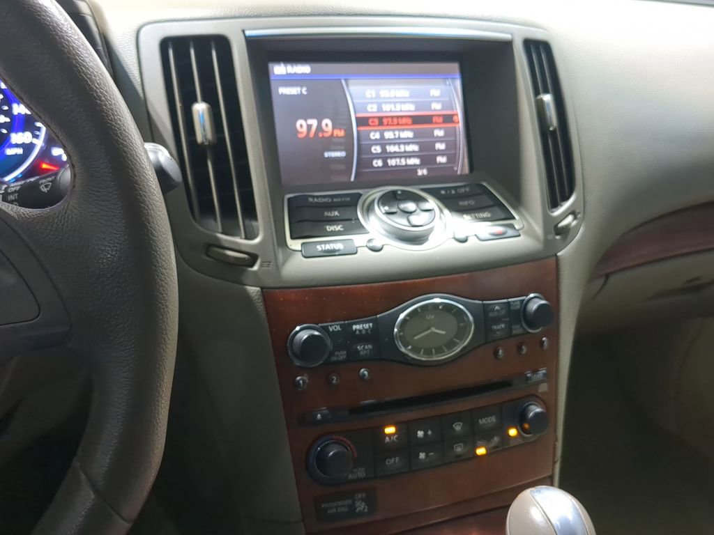Used 2007 INFINITI G35 x Sedan w/ Premium Pkg image 40
