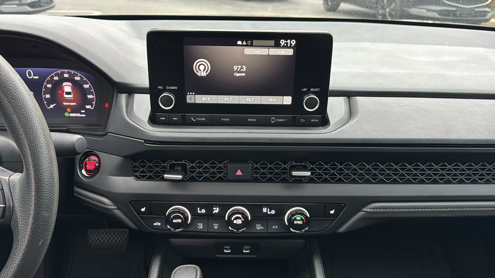 Used 2025 Honda Accord SE image 32