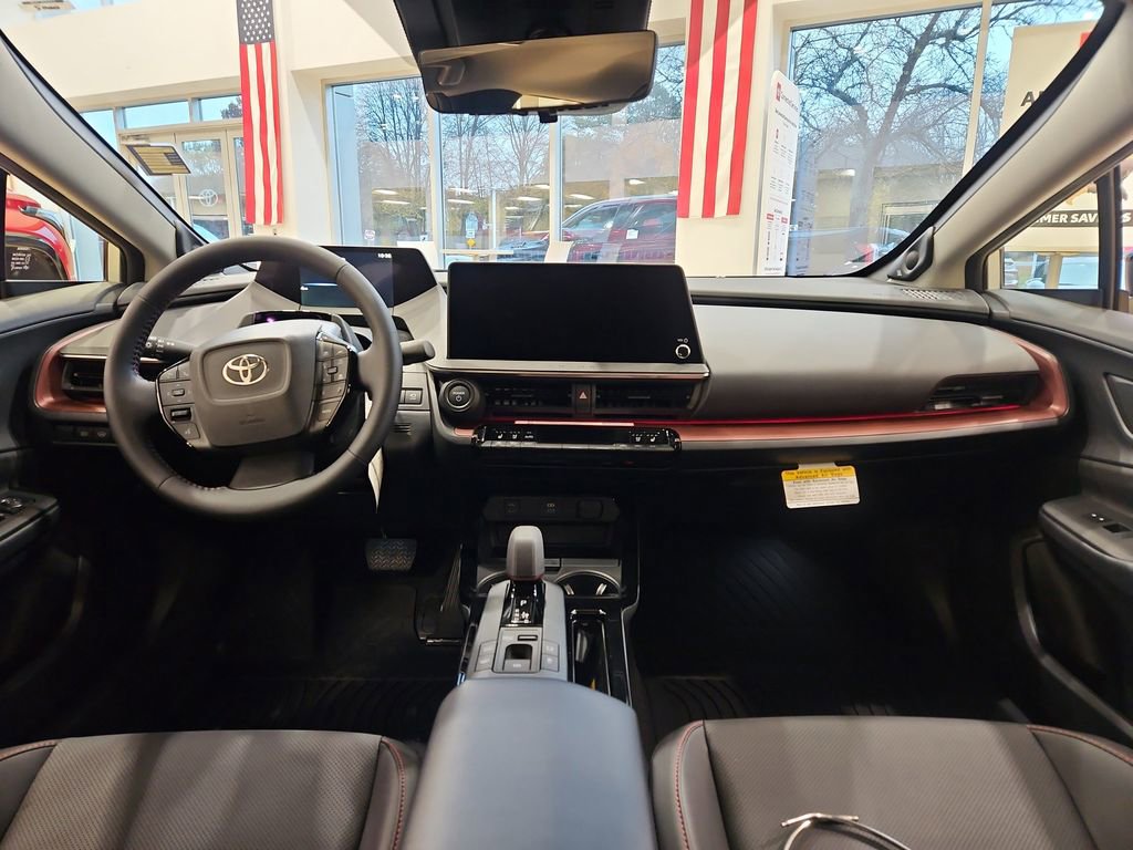 New 2026 Toyota Prius Plug-In Hybrid image 4