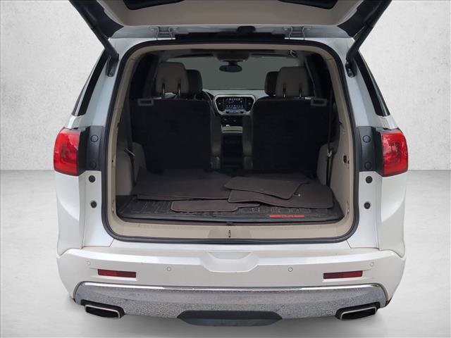 Used 2017 GMC Acadia Denali w/ Technology Package FWD image 6