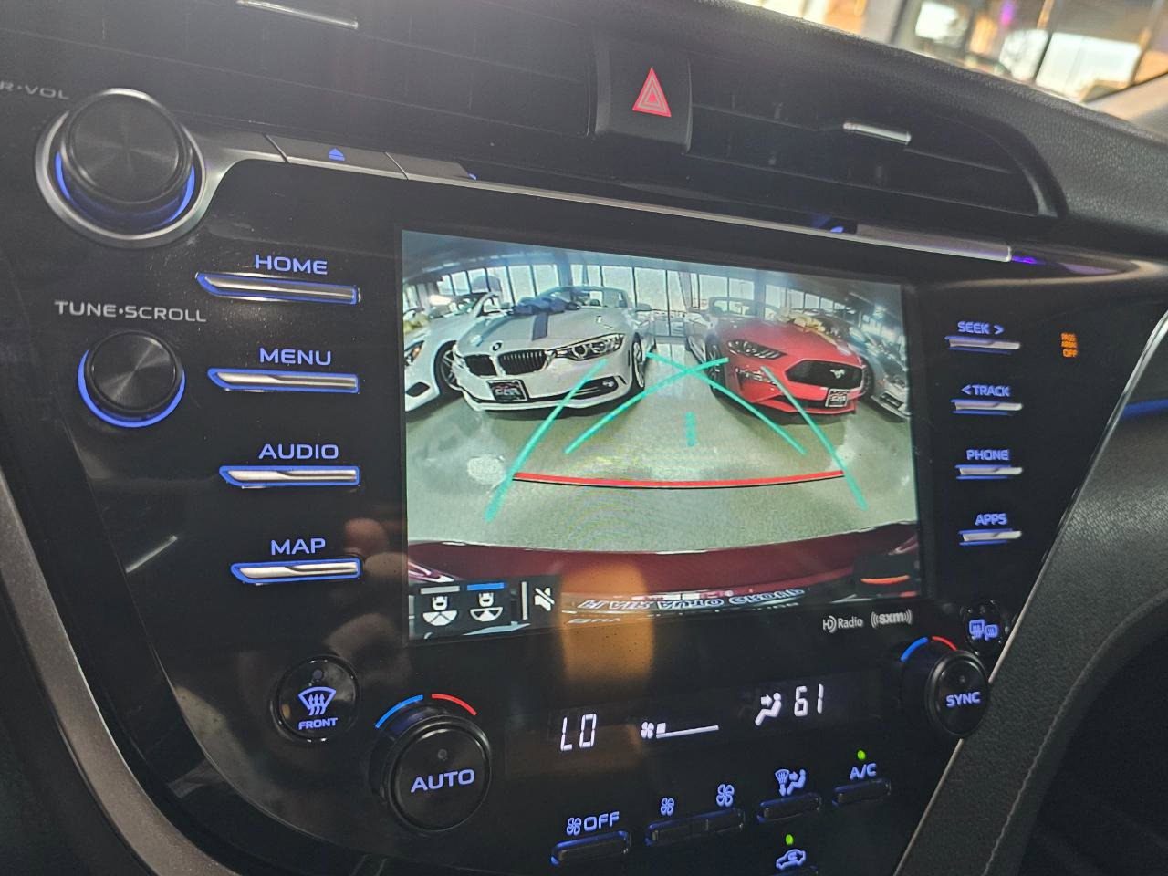 Used 2020 Toyota Camry XSE image 41