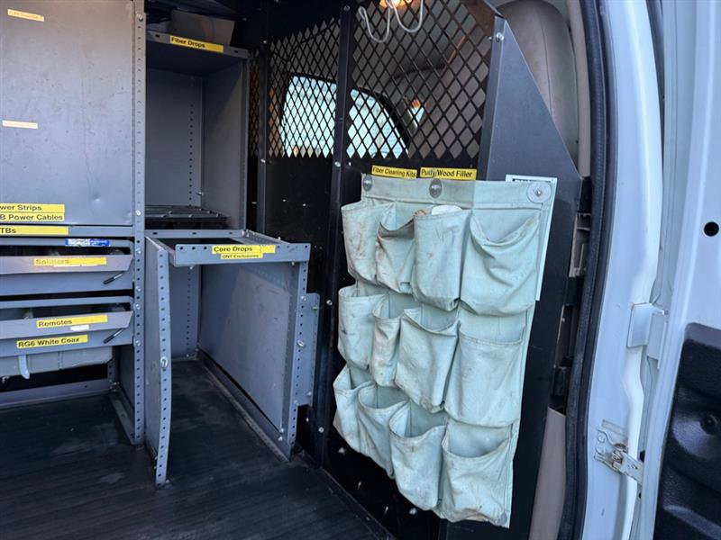 Used 2011 Chevrolet Express 2500 image 17