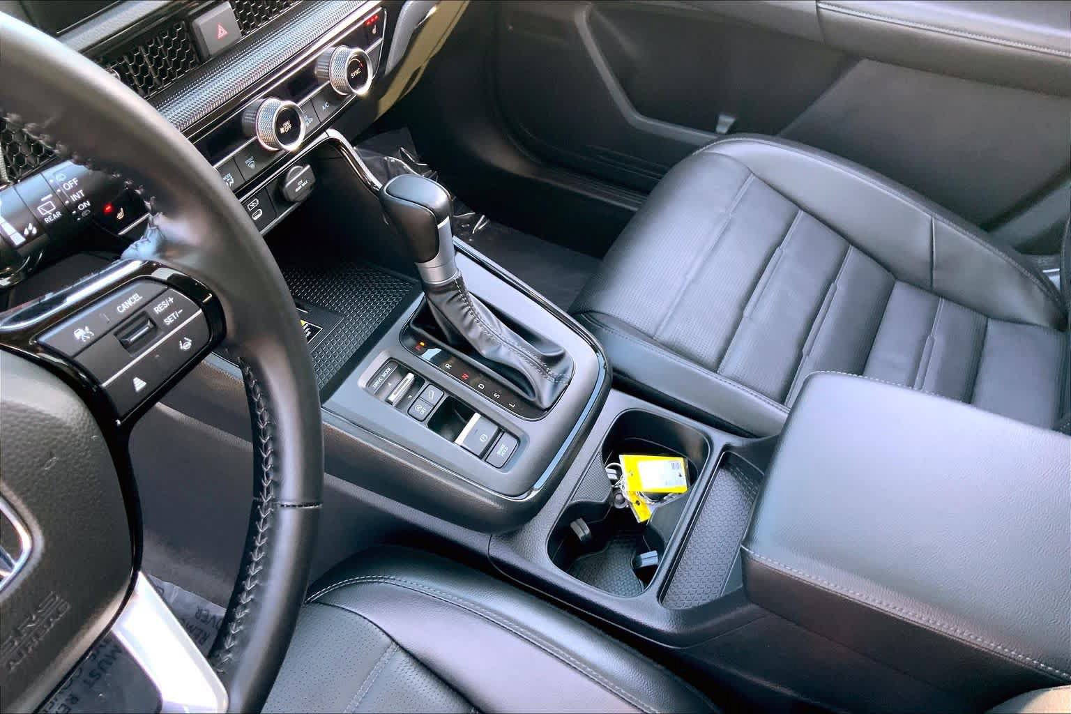 Used 2025 Honda CR-V EX-L image 17