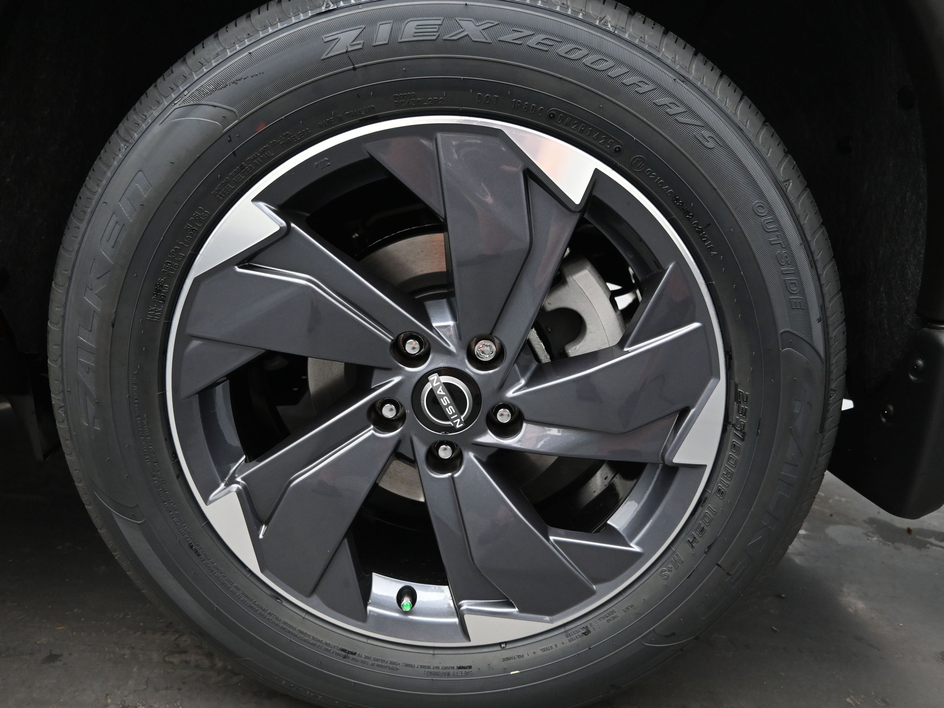 New 2026 Nissan Rogue SV image 10