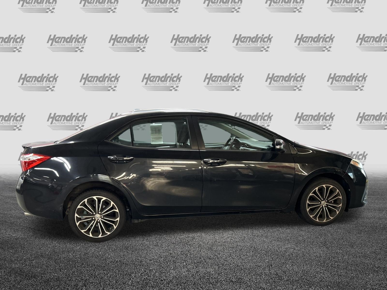 Used 2016 Toyota Corolla S FWD image 3