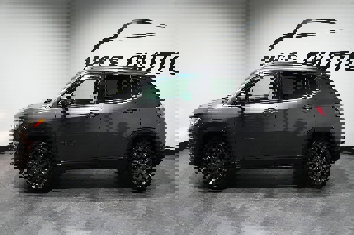 Used 2021 Jeep Compass Latitude image 4