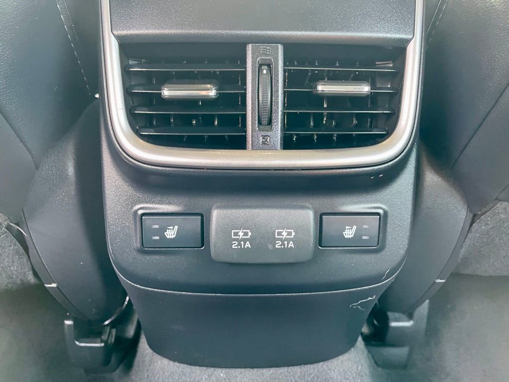 Used 2020 Subaru Legacy Limited image 16