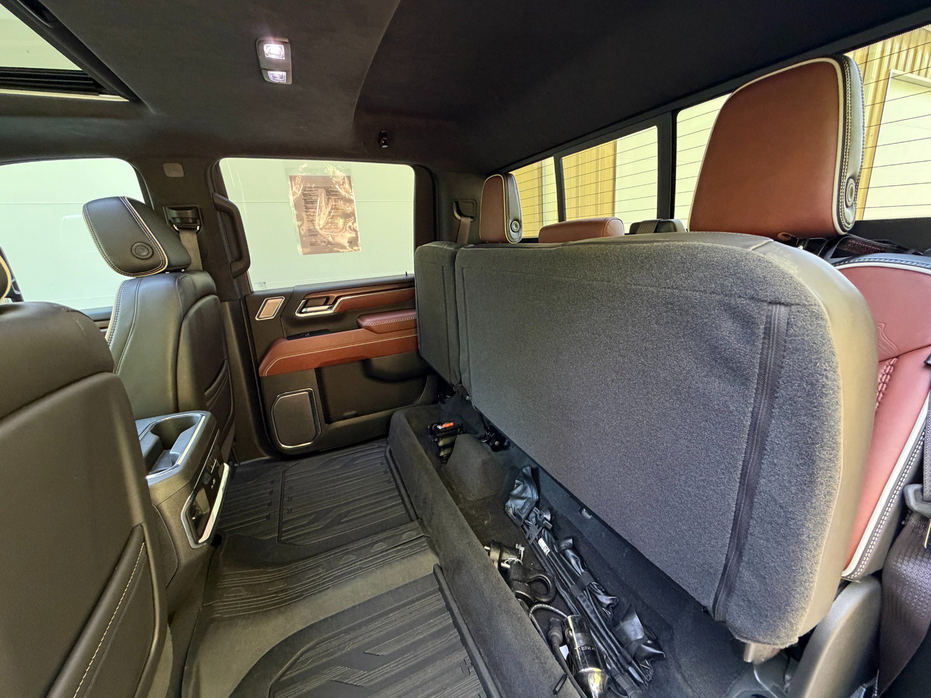 Used 2024 GMC Sierra 3500 Denali Ultimate AWD/4WD image 56