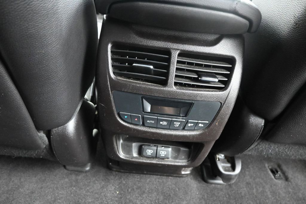 Used 2019 Acura MDX FWD image 17