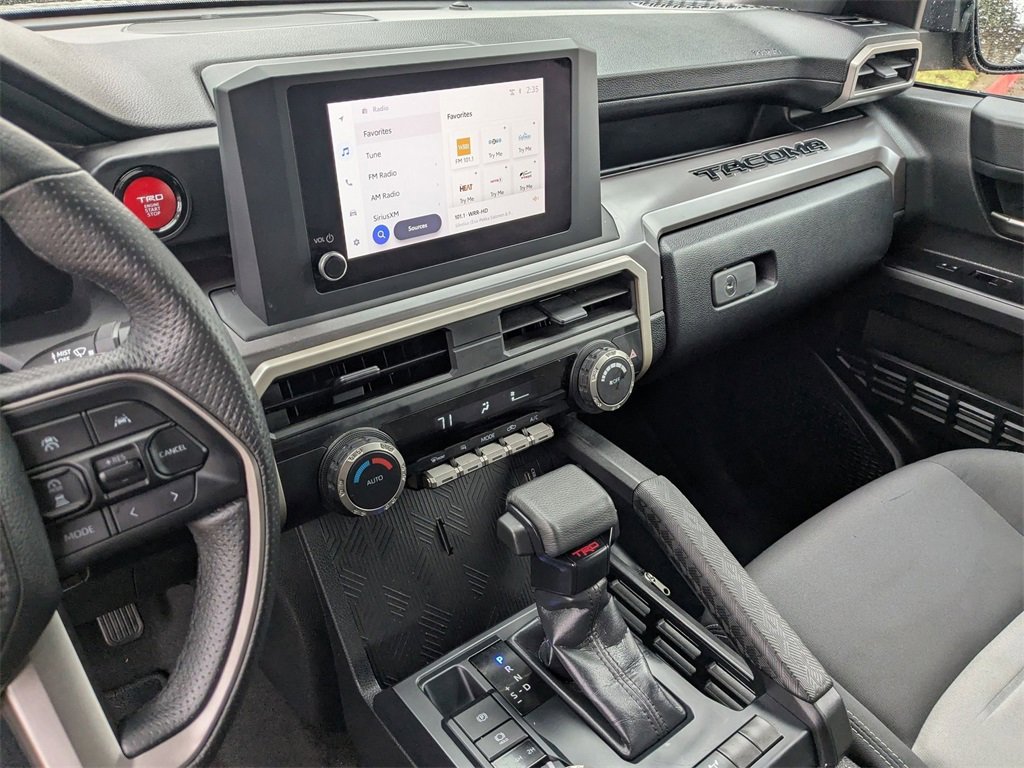 Used 2025 Toyota Tacoma TRD Off-Road image 19