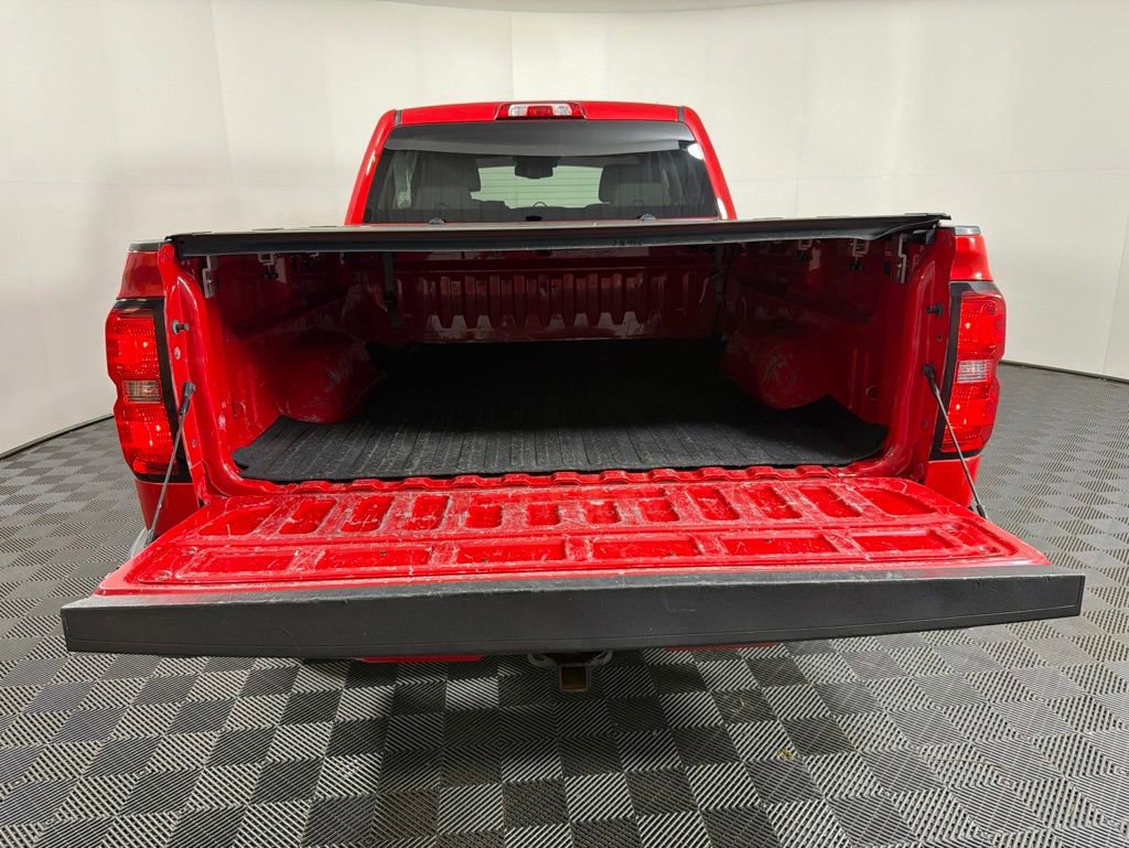 Used 2018 Chevrolet Silverado 1500 Custom w/ Custom Convenience Package RWD image 15