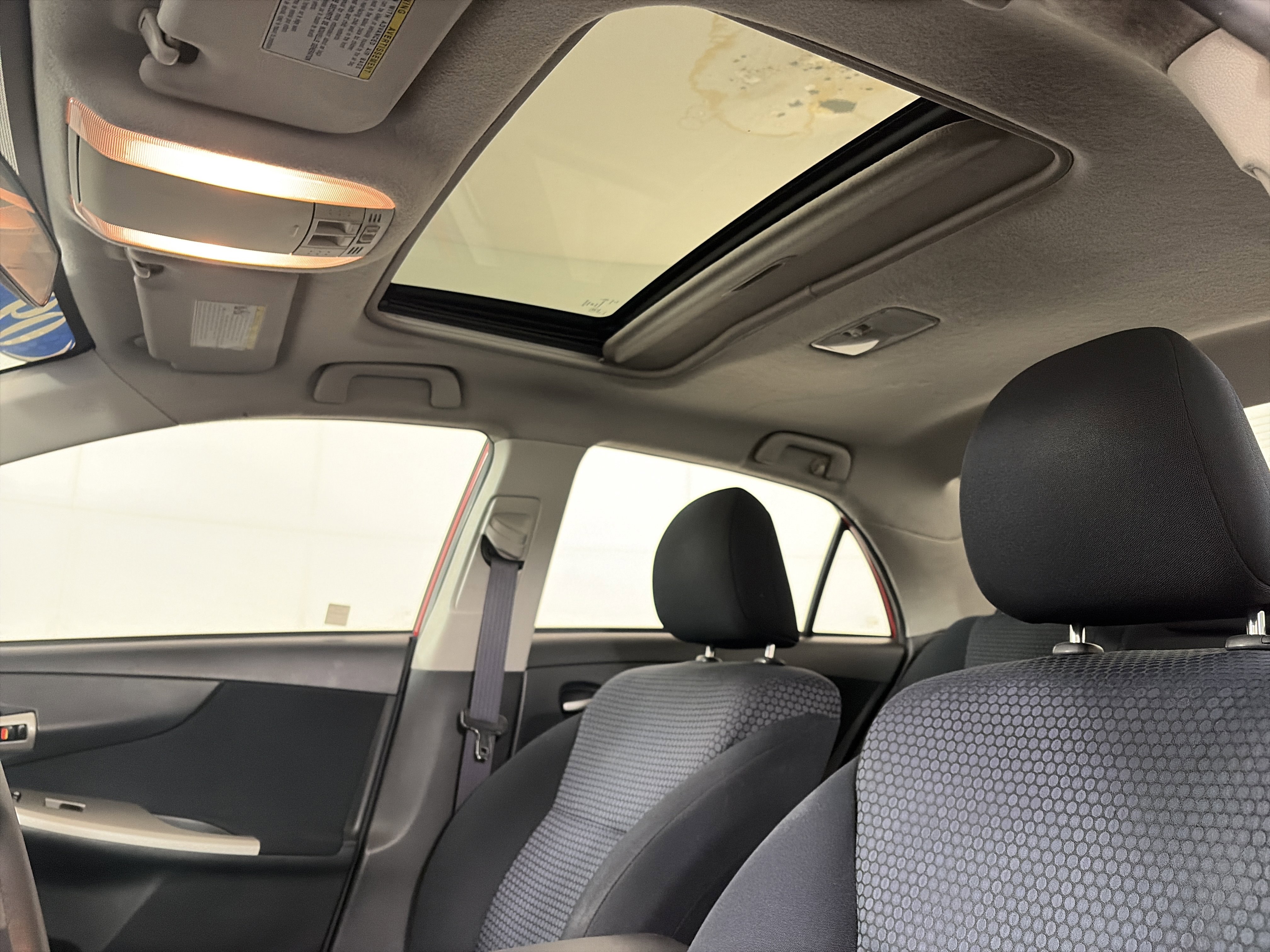 Used 2009 Toyota Corolla XRS image 31