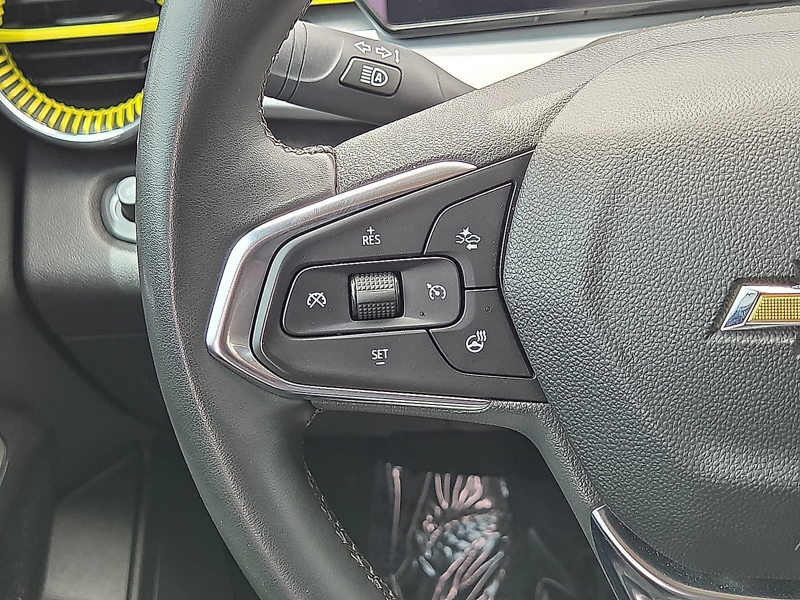 Used 2025 Chevrolet Trax LT w/ Driver Confidence Package FWD image 19