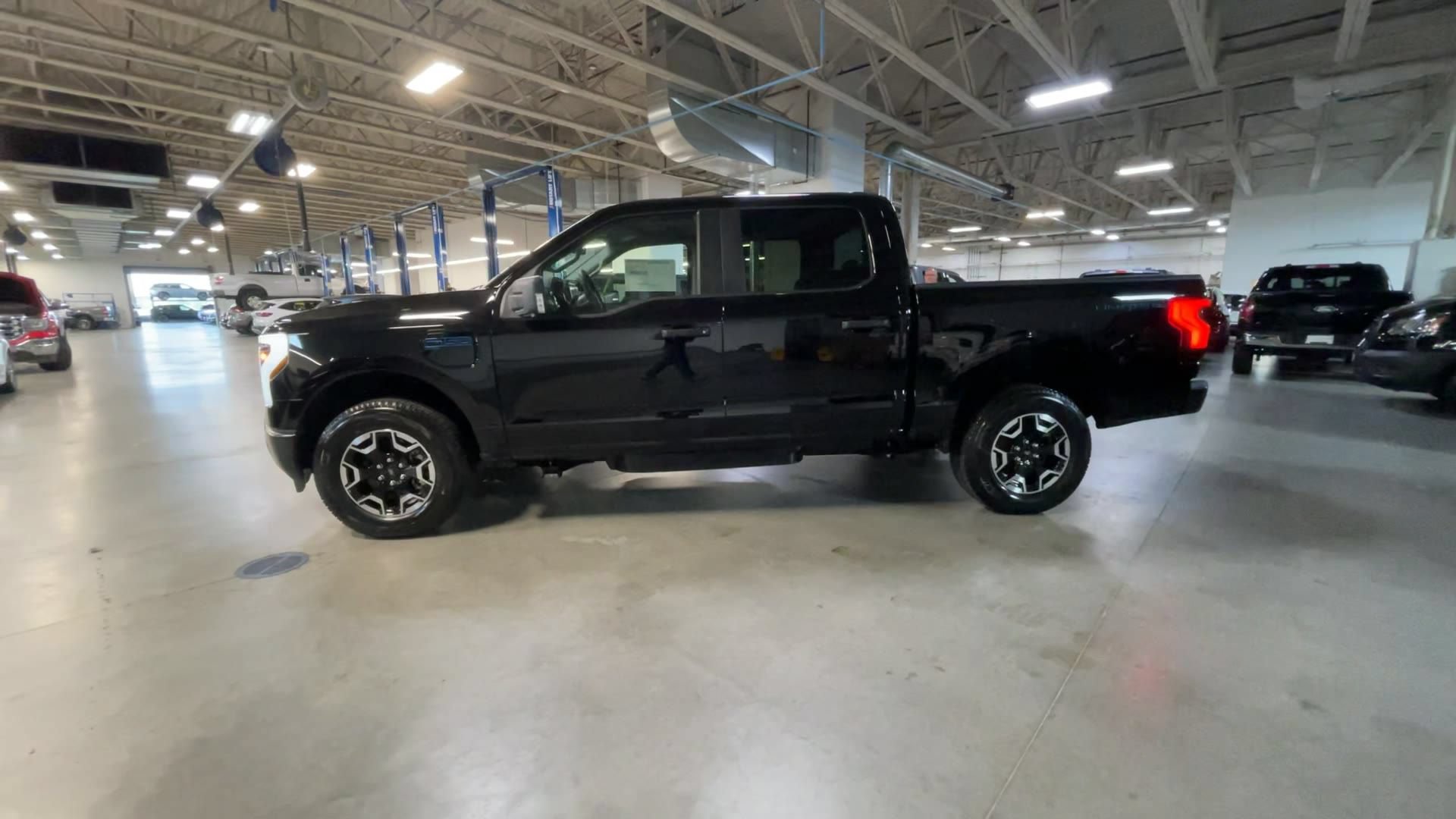 New 2024 Ford F150 Lightning Pro w/ Tow Technology Package AWD/4WD image 6