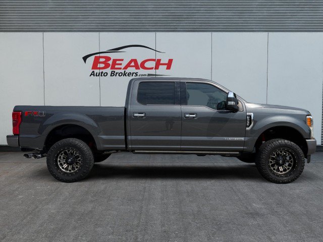 Used 2017 Ford F250 Platinum w/ Platinum Ultimate Package AWD/4WD image 7