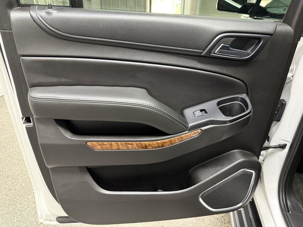 Used 2017 Chevrolet Suburban Premier image 30