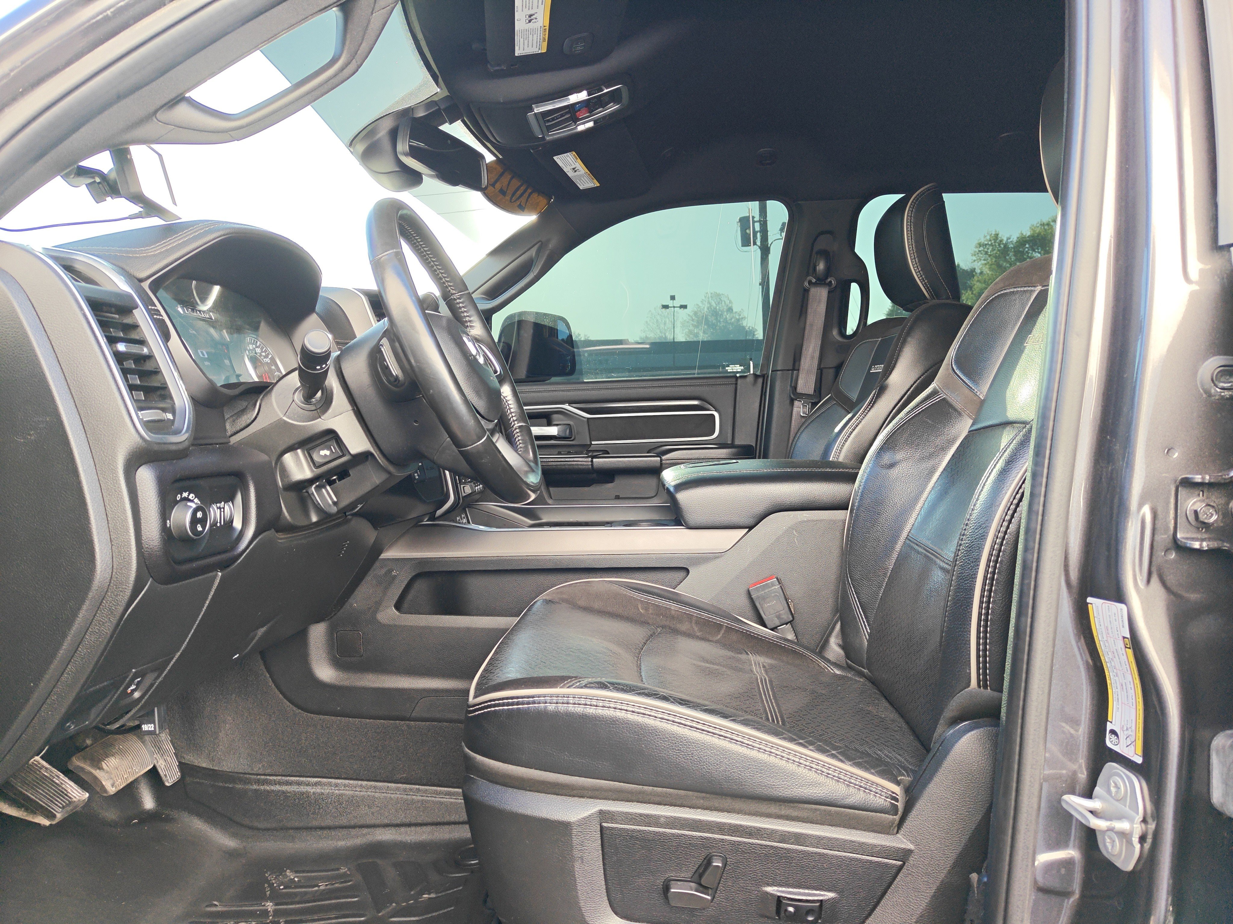 Used 2021 RAM 2500 Laramie AWD/4WD image 18