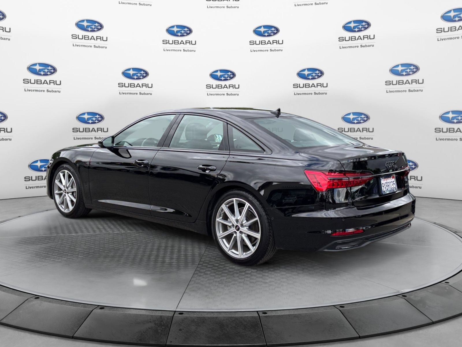 Used 2025 Audi A6 Premium Plus w/ Premium Plus Package AWD/4WD image 3