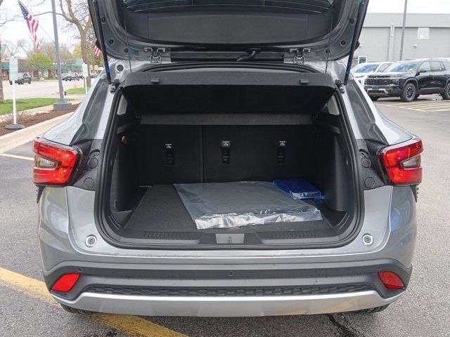 New 2026 Chevrolet Trax LT w/ Driver Confidence Package FWD image 23