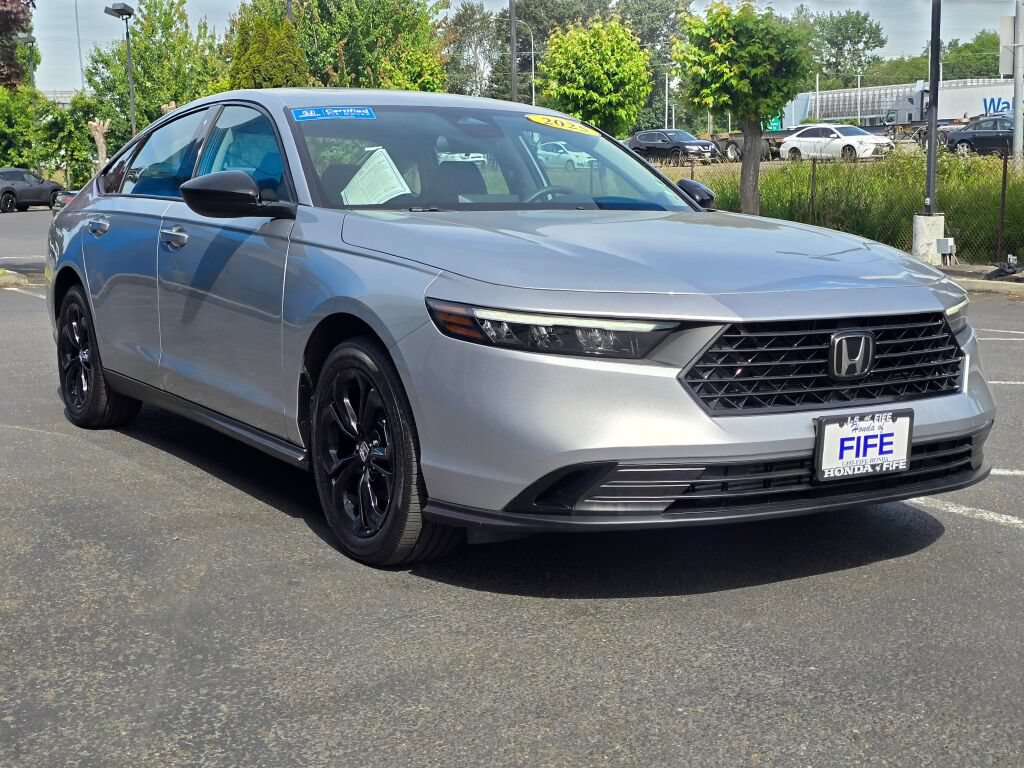 Certified 2025 Honda Accord SE image 7