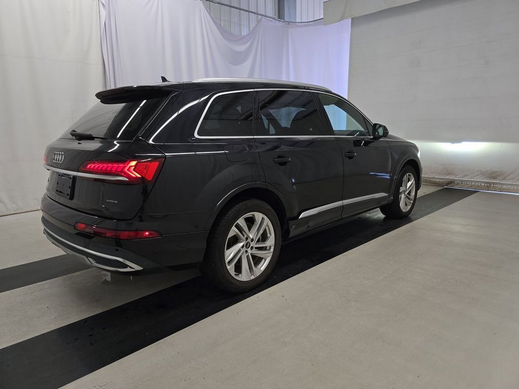 Used 2021 Audi Q7 2.0T Premium Plus w/ Premium Plus Package image 3
