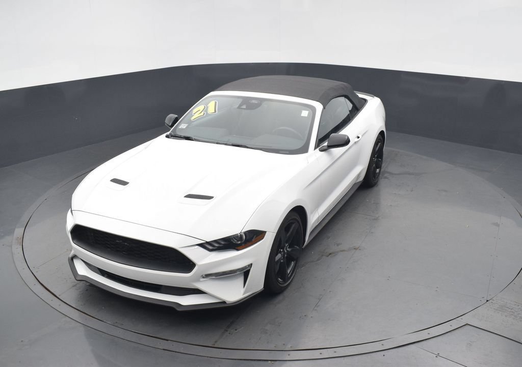 Used 2021 Ford Mustang Convertible w/ Equipment Group 101A RWD image 31