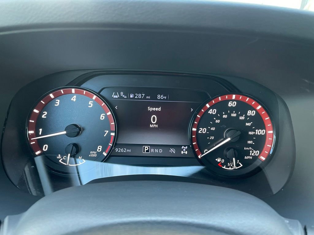 Certified 2025 Nissan Frontier PRO-4X AWD/4WD image 8