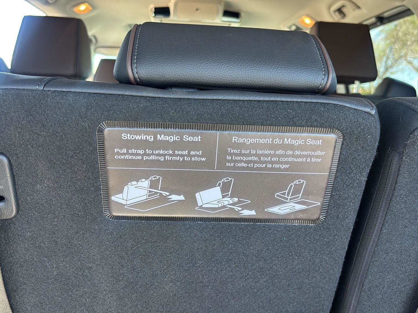 Used 2025 Honda Odyssey Elite image 31