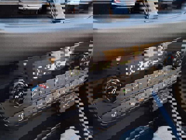 New 2026 Subaru Outback Touring XT image 32