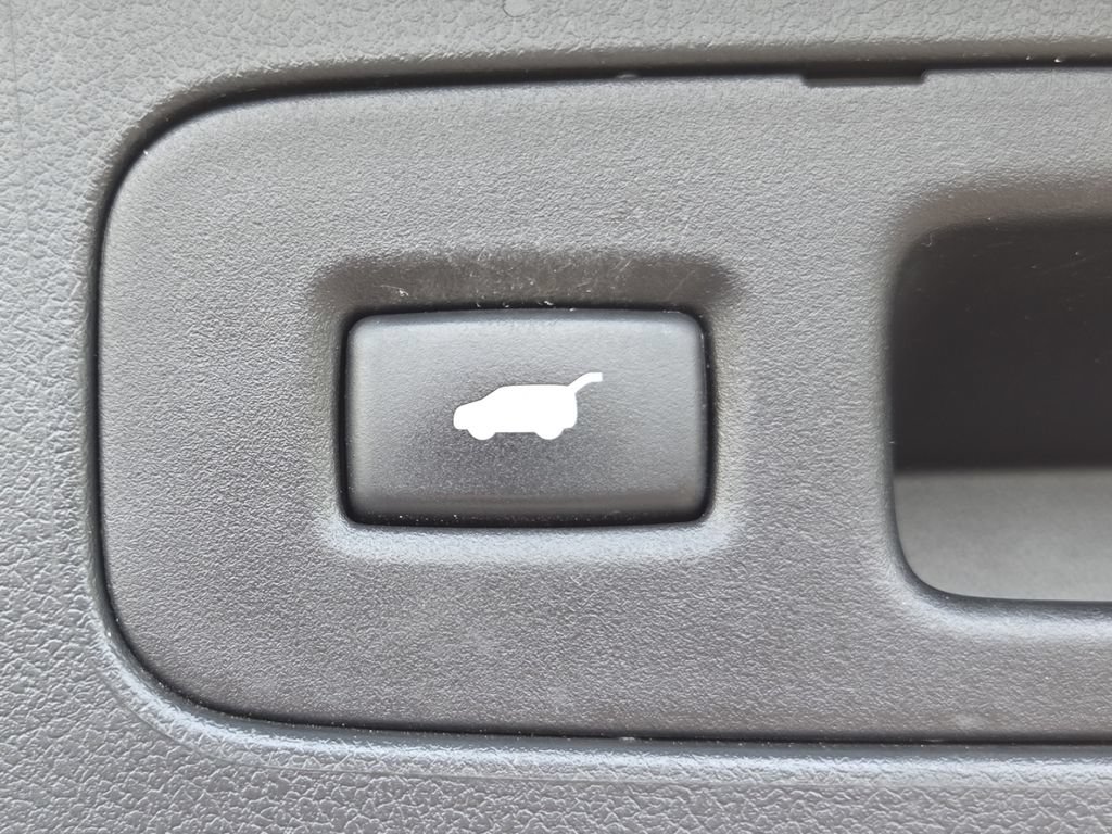 Used 2015 Honda CR-V Touring image 25