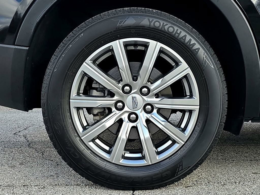 Used 2022 Cadillac XT4 Premium Luxury w/ Safety Alert Package image 36