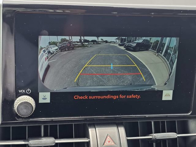 Used 2024 Toyota RAV4 LE AWD/4WD image 21