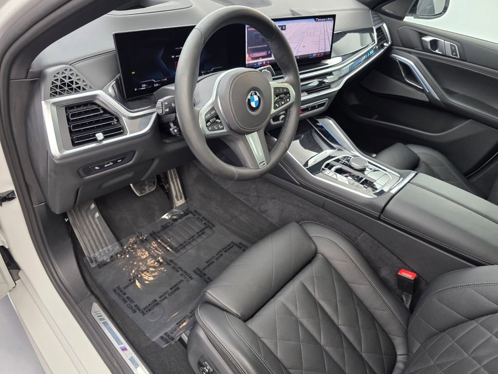 Used 2025 BMW X6 xDrive40i AWD/4WD image 10