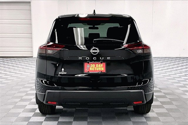 New 2025 Nissan Rogue S image 4