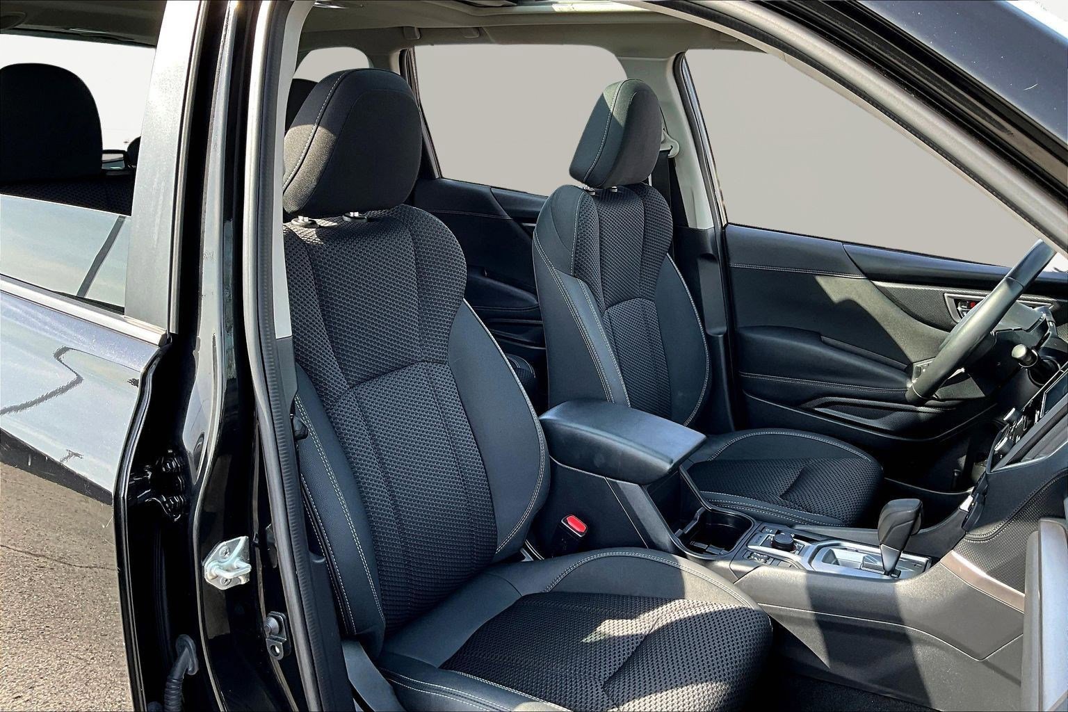 Used 2023 Subaru Forester Premium image 29