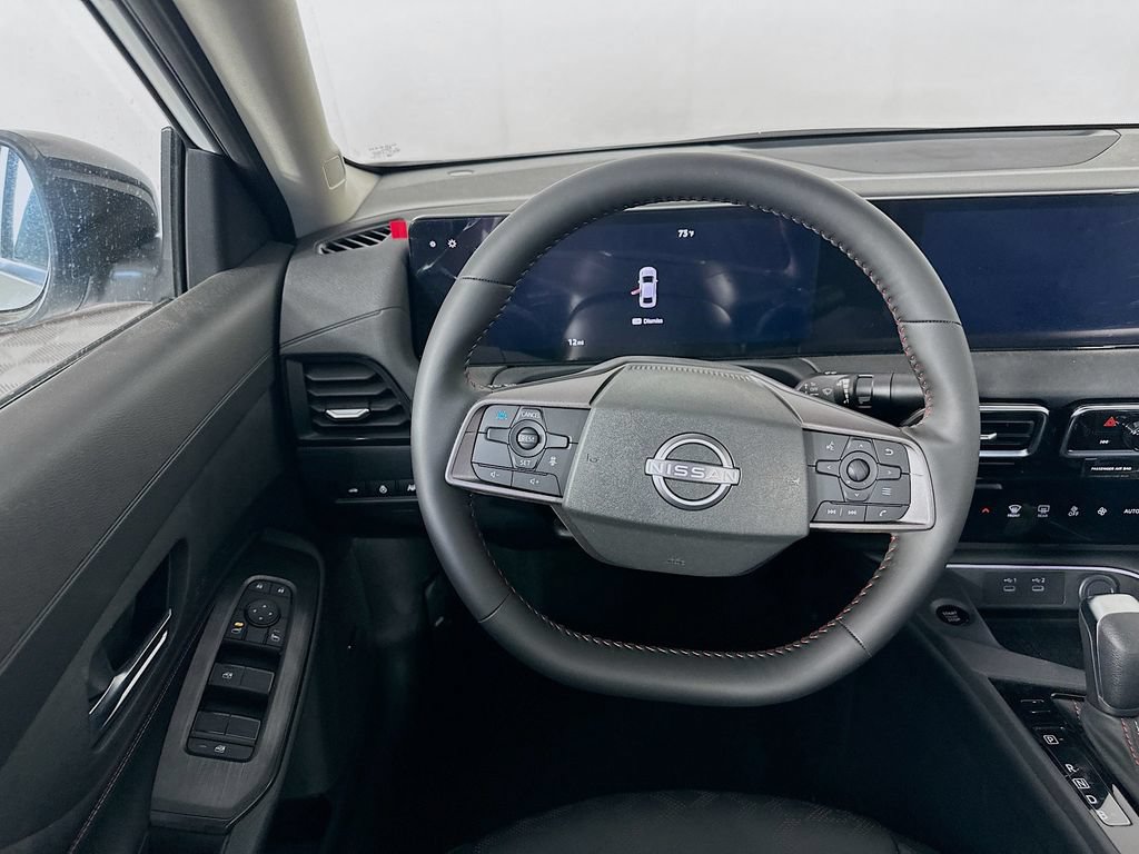 New 2026 Nissan Sentra SR w/ SR Premium Package FWD image 30