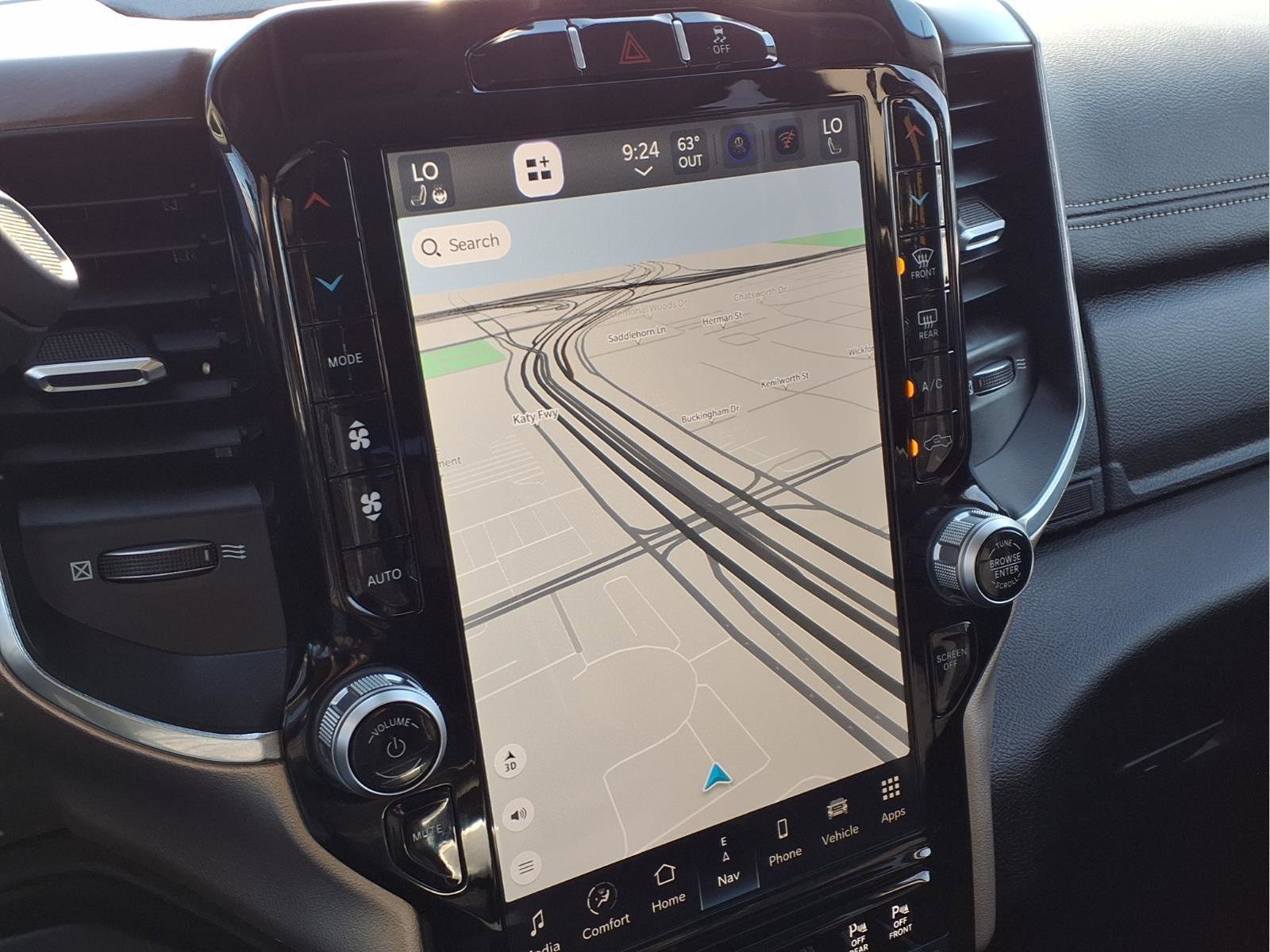 Used 2024 RAM 2500 Laramie image 18