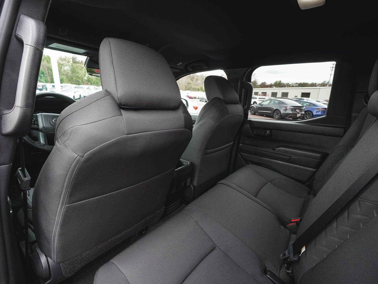 Used 2025 Toyota Tacoma SR5 image 30