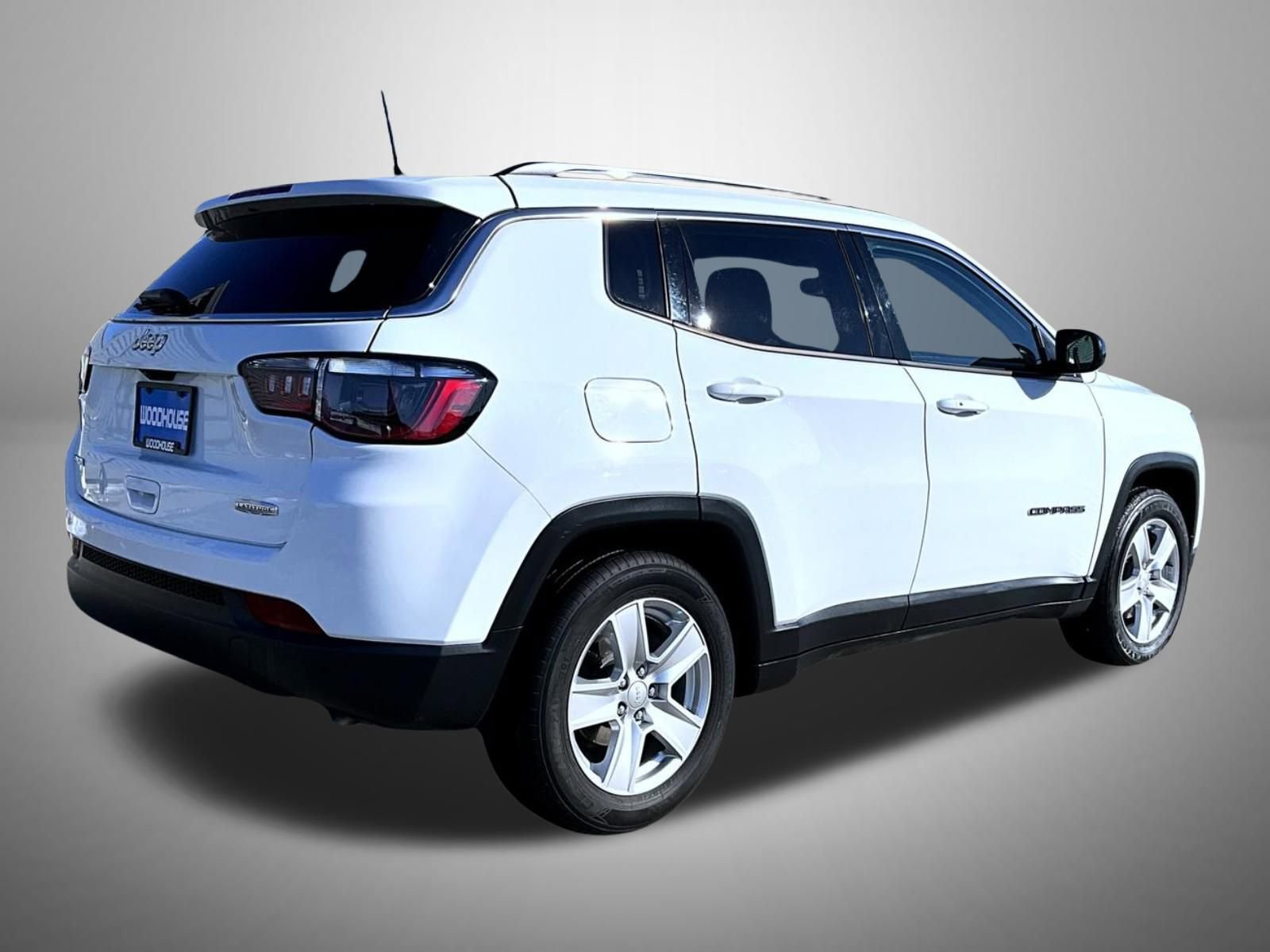 Used 2022 Jeep Compass Latitude image 5