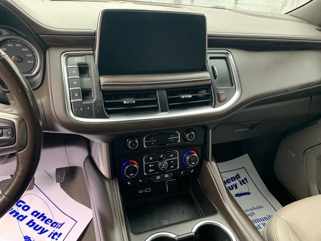 Used 2021 Chevrolet Suburban Z71 w/ Z71 Off-Road Package image 17