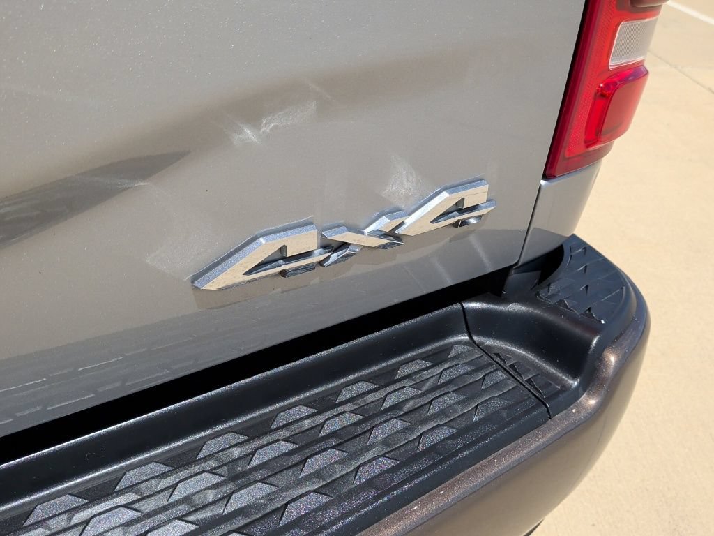 Used 2024 RAM 2500 Limited w/ Safety Group AWD/4WD image 47