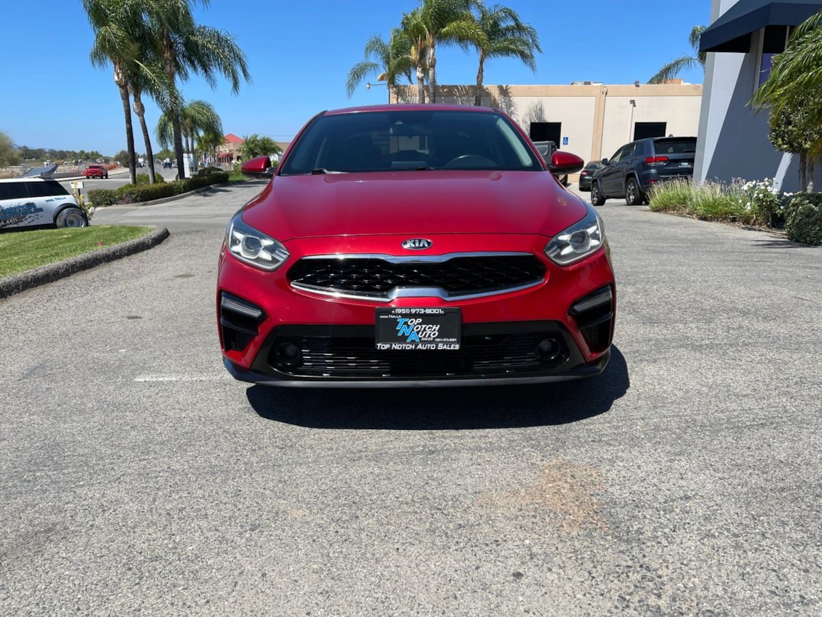 Used 2019 Kia Forte S w/ S Premium Package FWD image 2