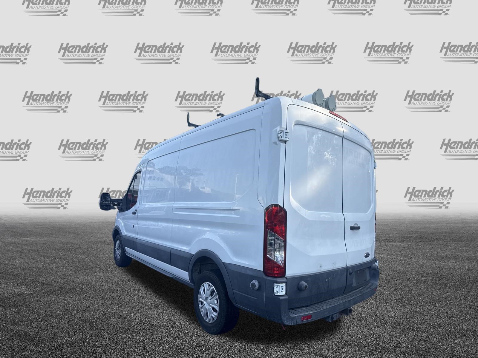 Used 2015 Ford Transit 250 148 Medium Roof w/ Interior Upgrade Package RWD image 8