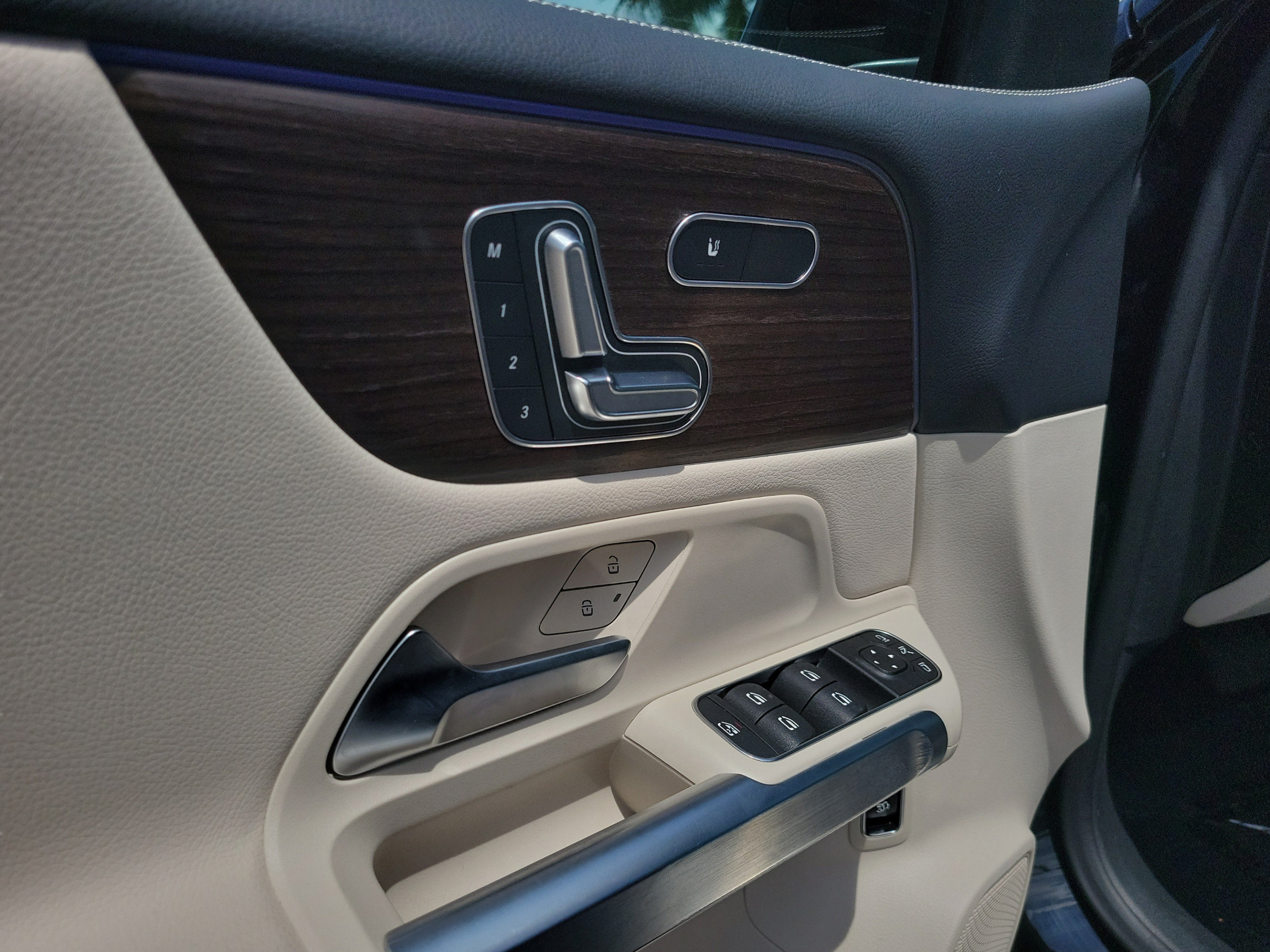 Certified 2026 Mercedes-Benz GLB 250 image 16