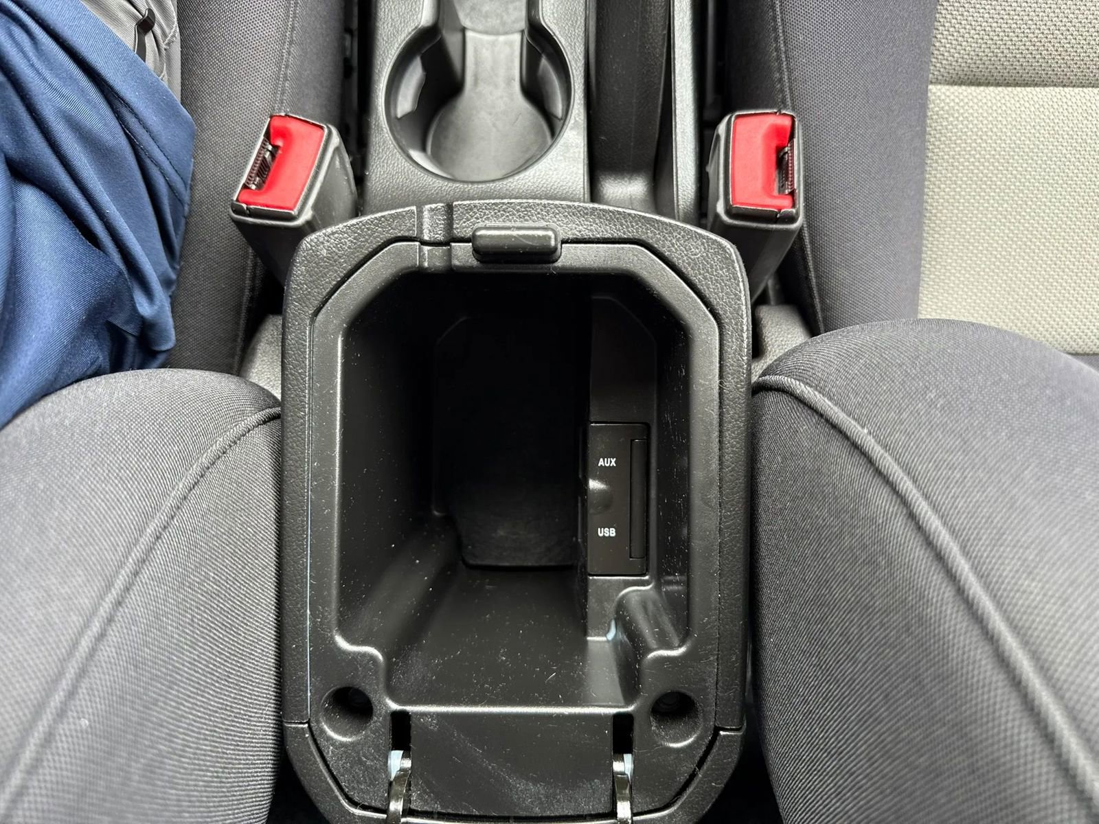 Used 2013 Chevrolet Cruze LS FWD image 33