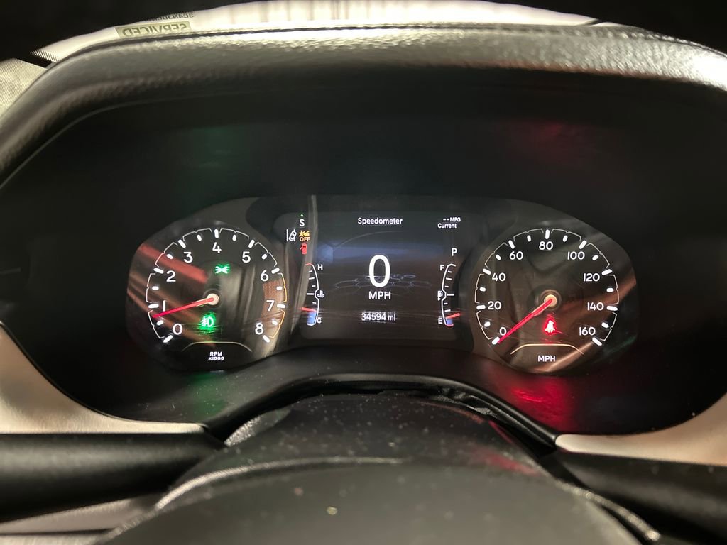 Used 2023 Jeep Compass Limited image 15