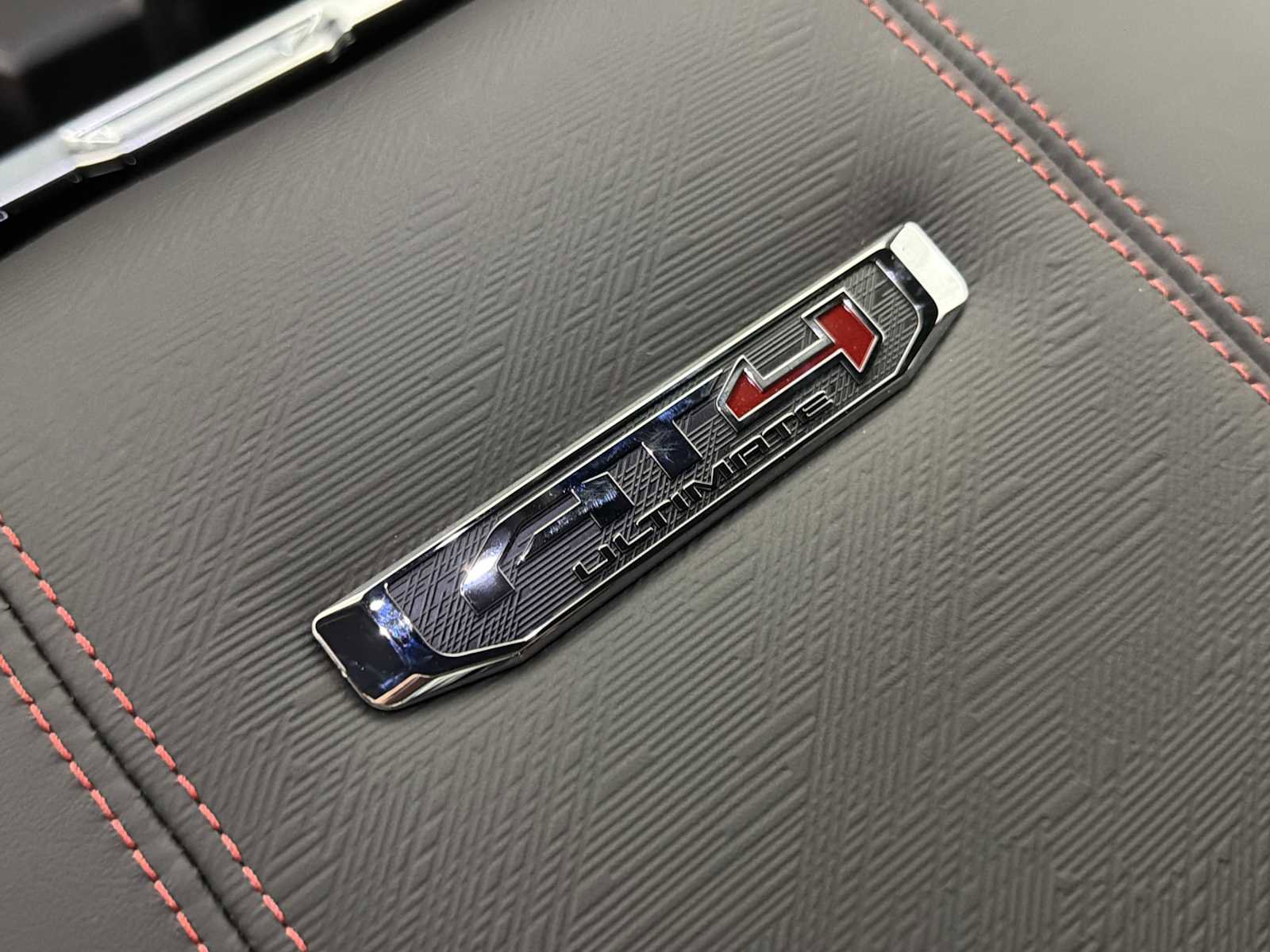 New 2026 GMC Yukon XL AT4 Ultimate AWD/4WD image 36
