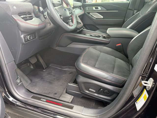 Used 2025 Ford Explorer ST AWD/4WD image 9