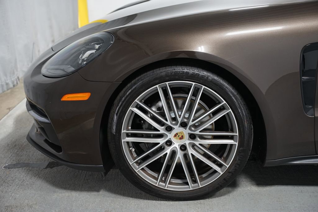 Used 2018 Porsche Panamera image 5