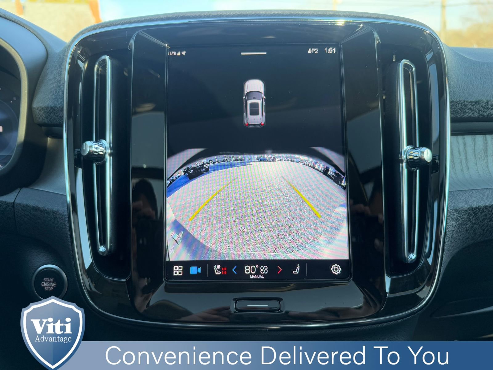 Certified 2025 Volvo XC40 B5 Core w/ Protection Package Premier image 34